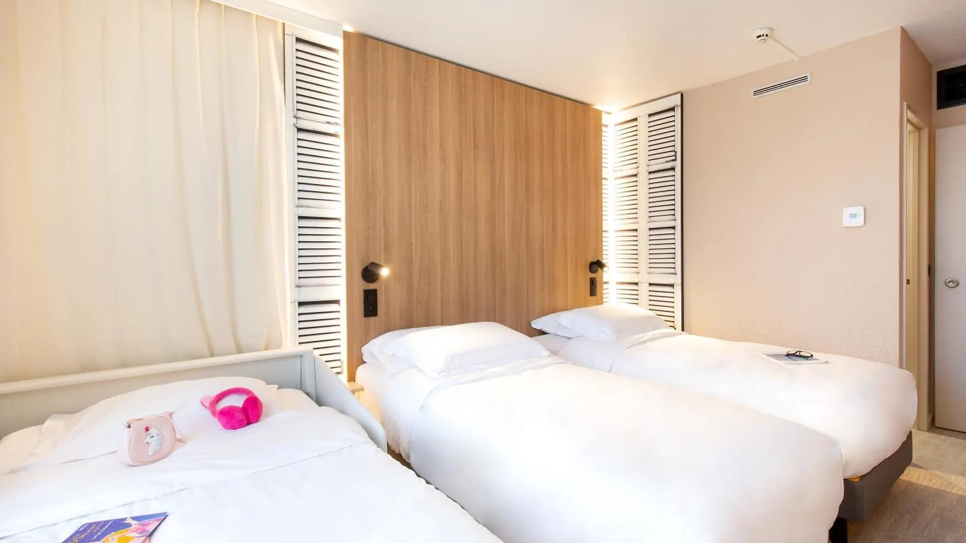אקס-אן-פרובאנס Mercure Aix En Provence Beaumanoir 4*,  צרפת