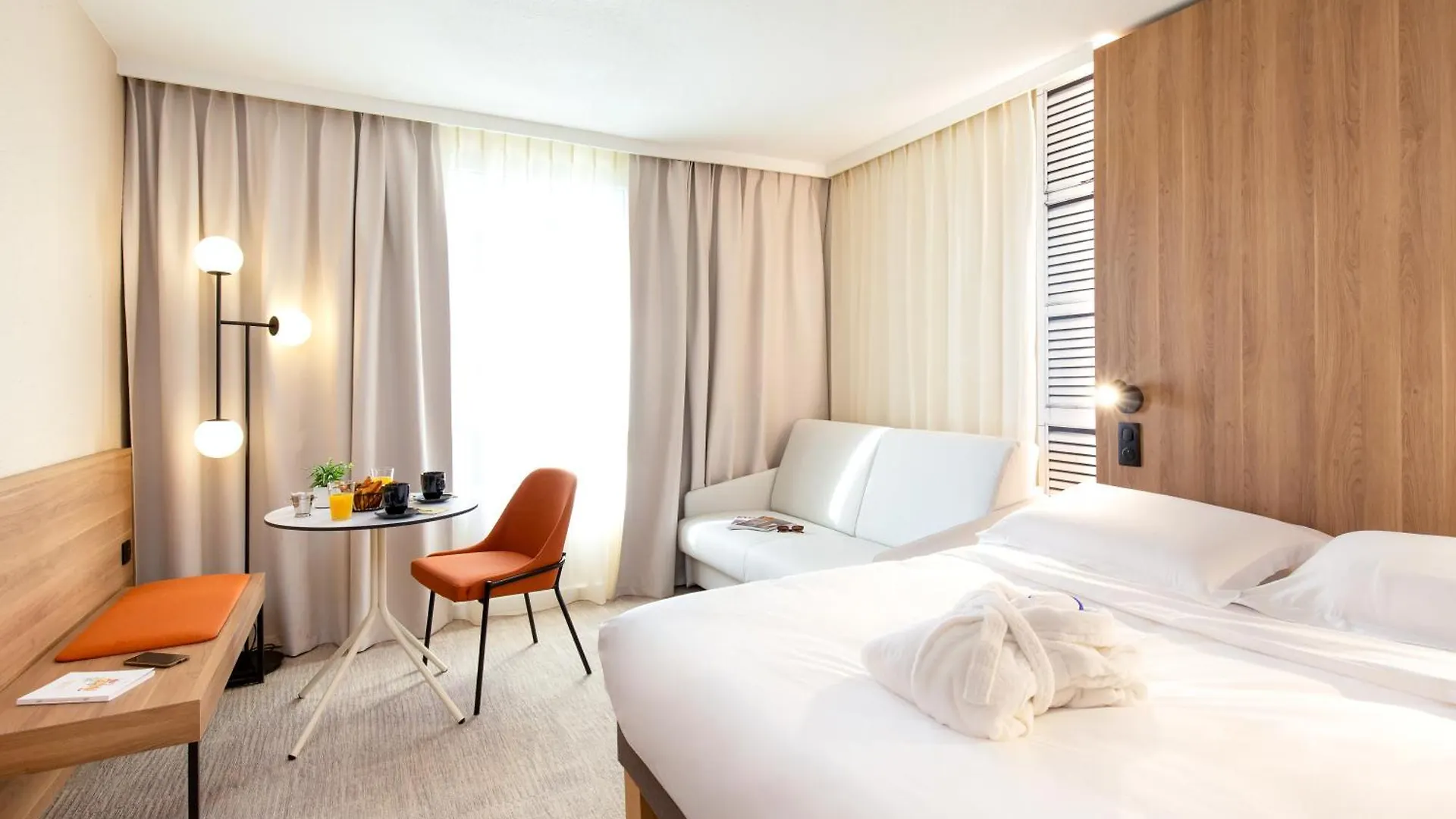 Mercure Aix En Provence Beaumanoir Aix-en-Provence Hotel
