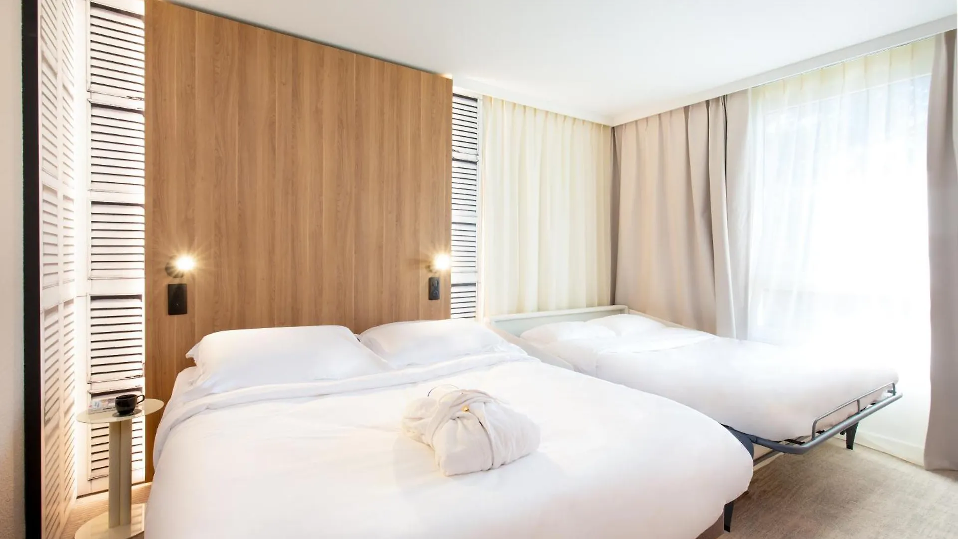 מלון אקס-אן-פרובאנס Mercure Aix En Provence Beaumanoir