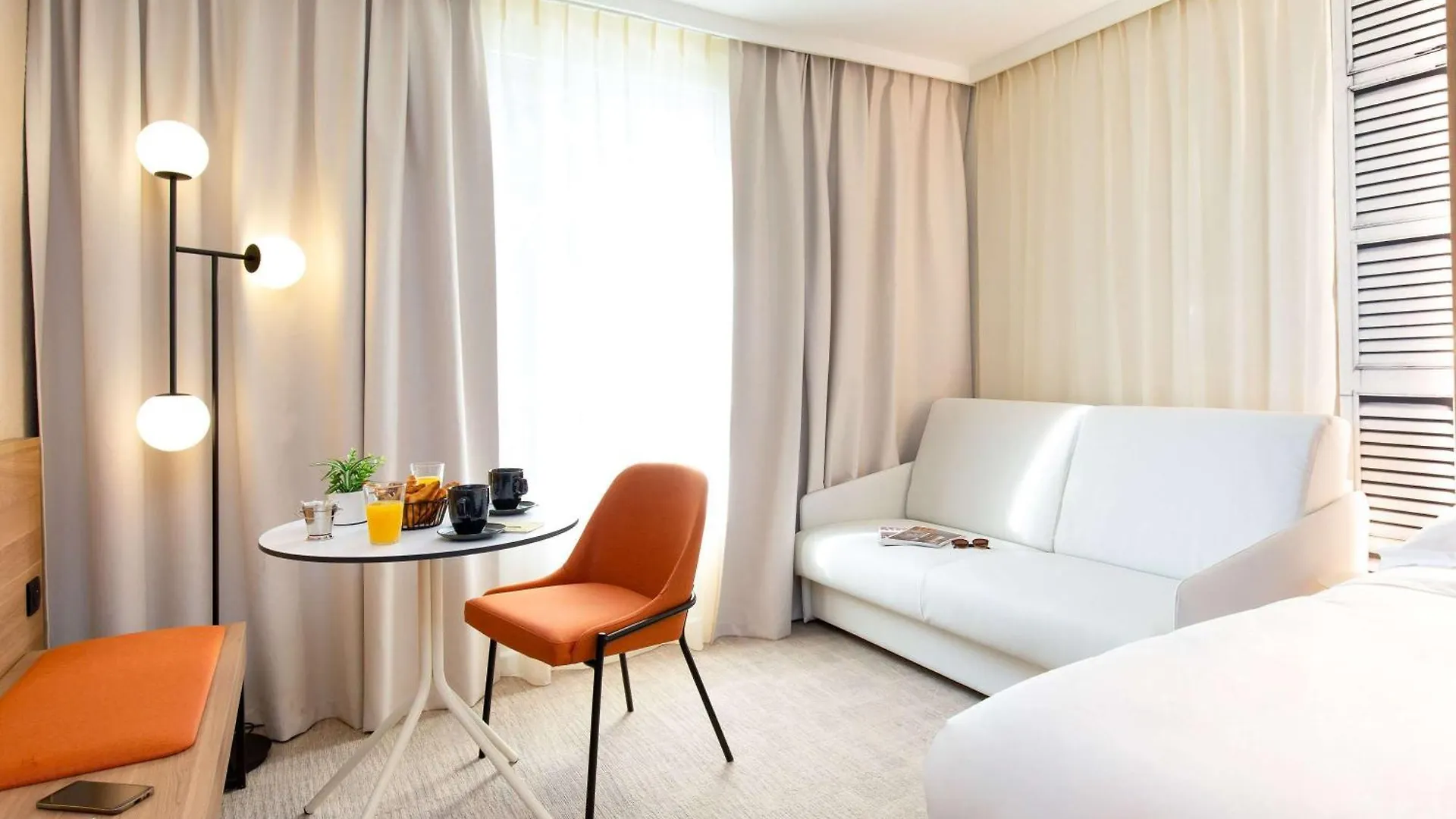 מלון אקס-אן-פרובאנס Mercure Aix En Provence Beaumanoir