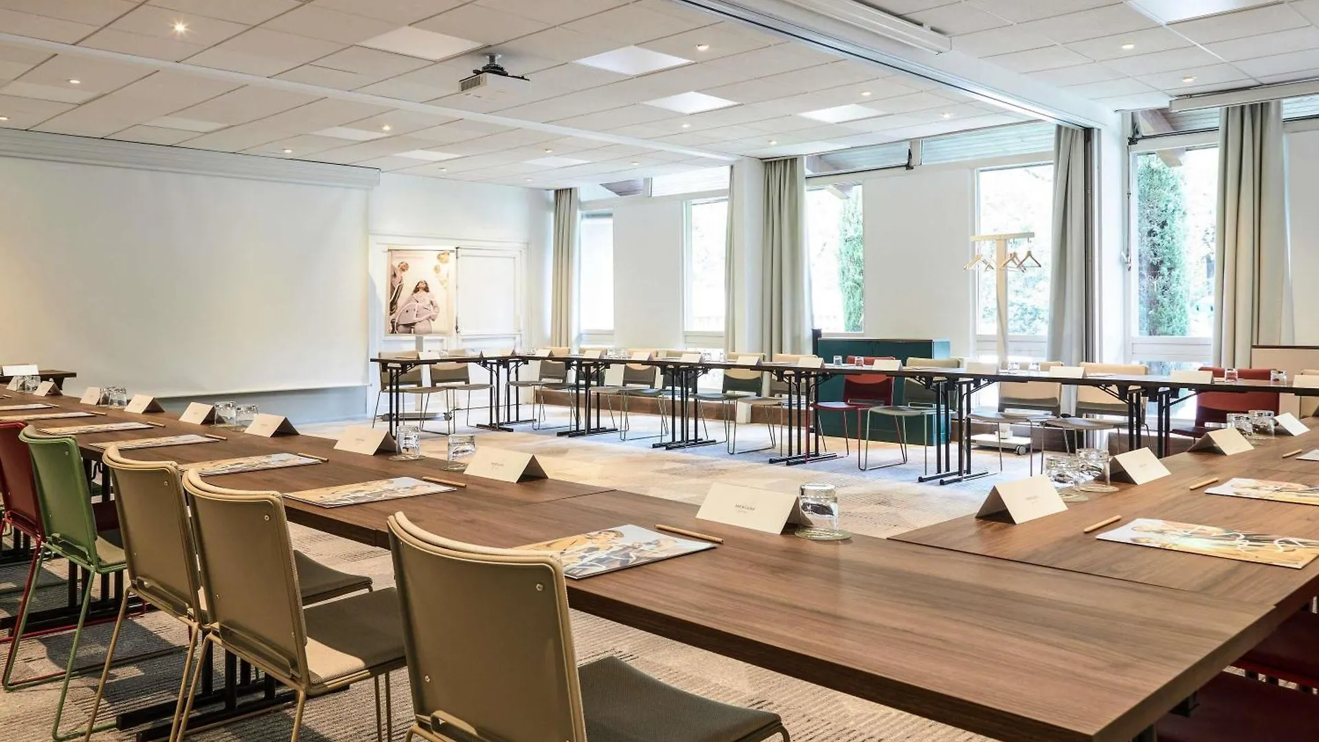 Mercure Aix En Provence Beaumanoir Aix-en-Provence Hotel