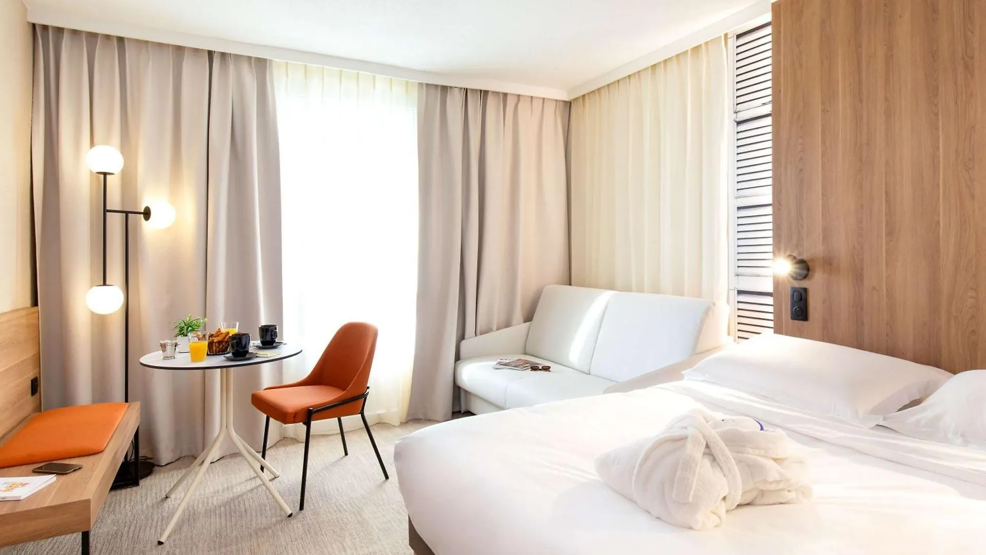 Novotel Aix-en-Provence Beaumanoir France