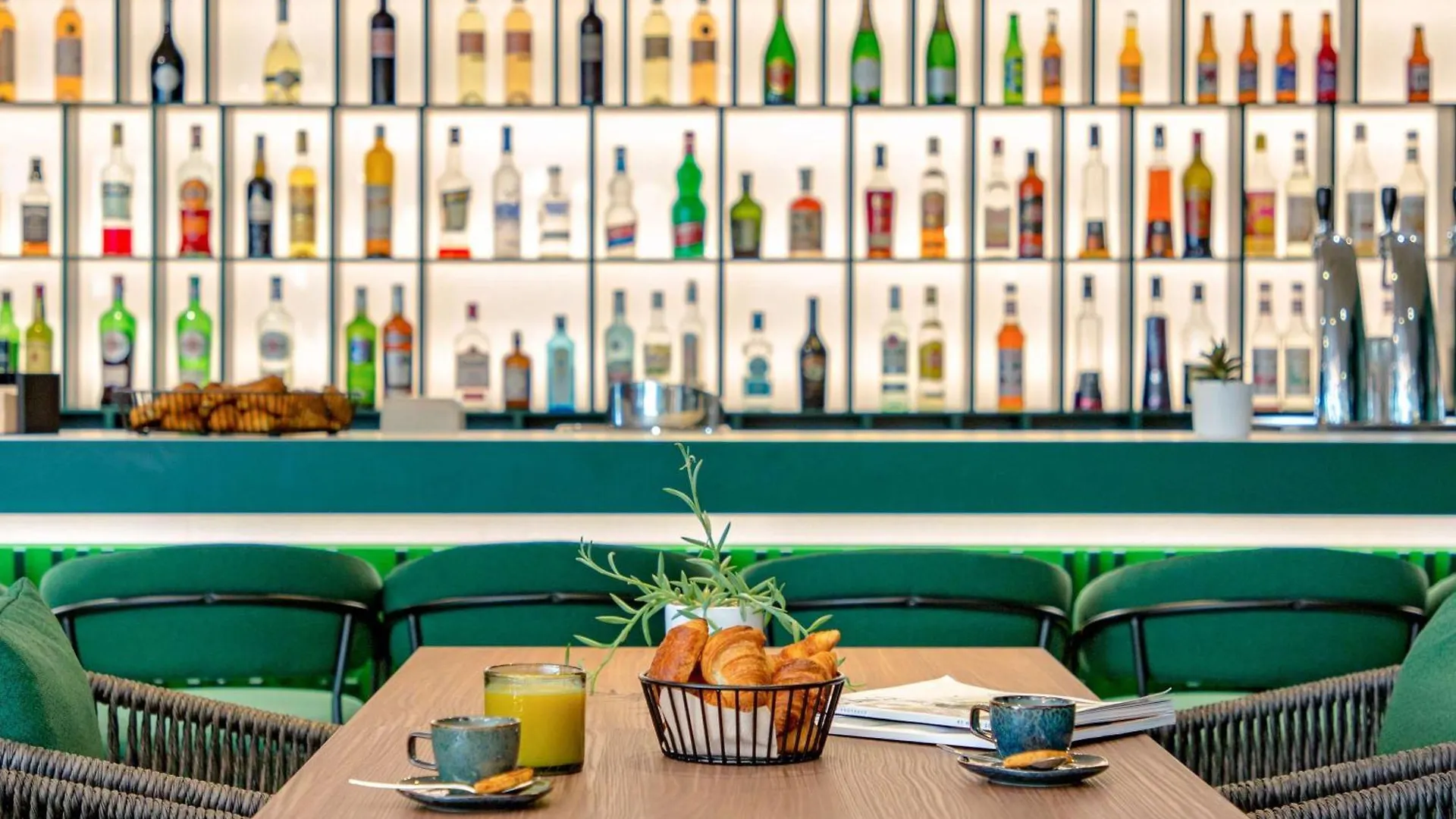Novotel Aix-en-Provence Beaumanoir Hotel
