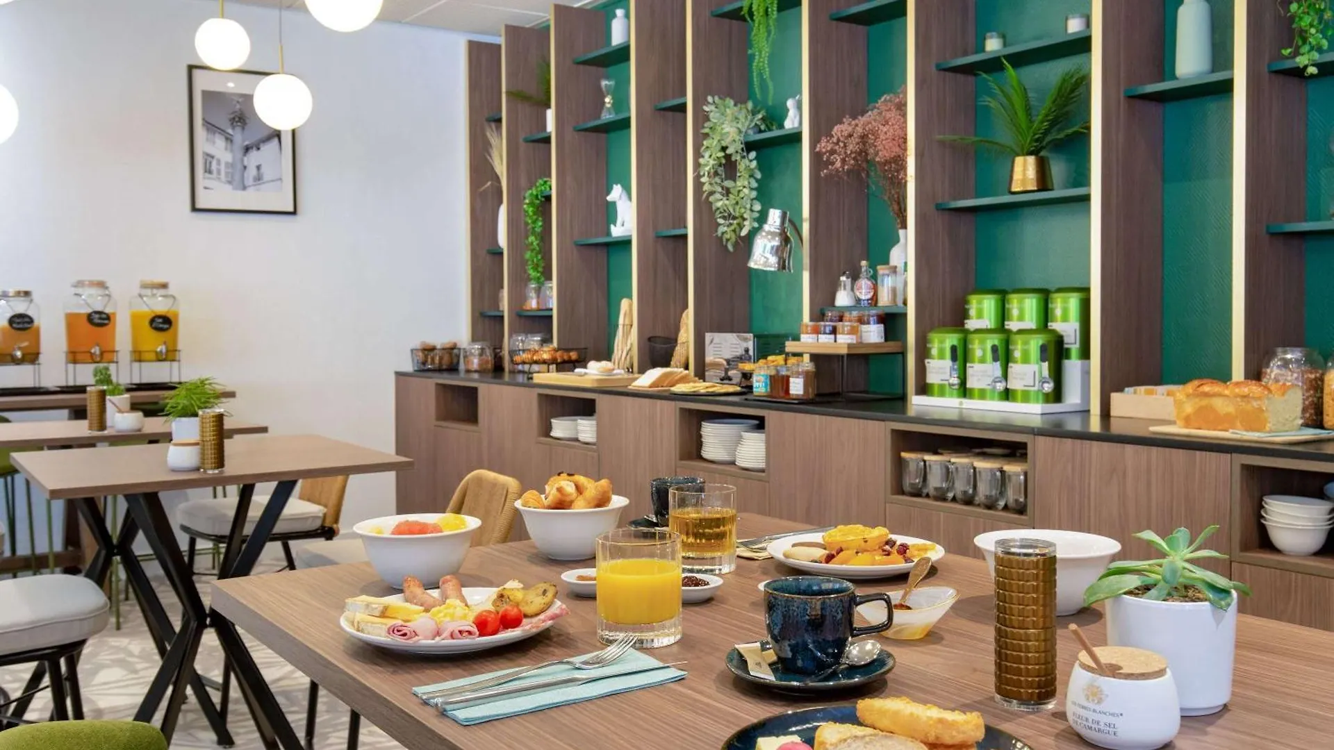 Mercure Aix En Provence Beaumanoir Aix-en-Provence Hotel