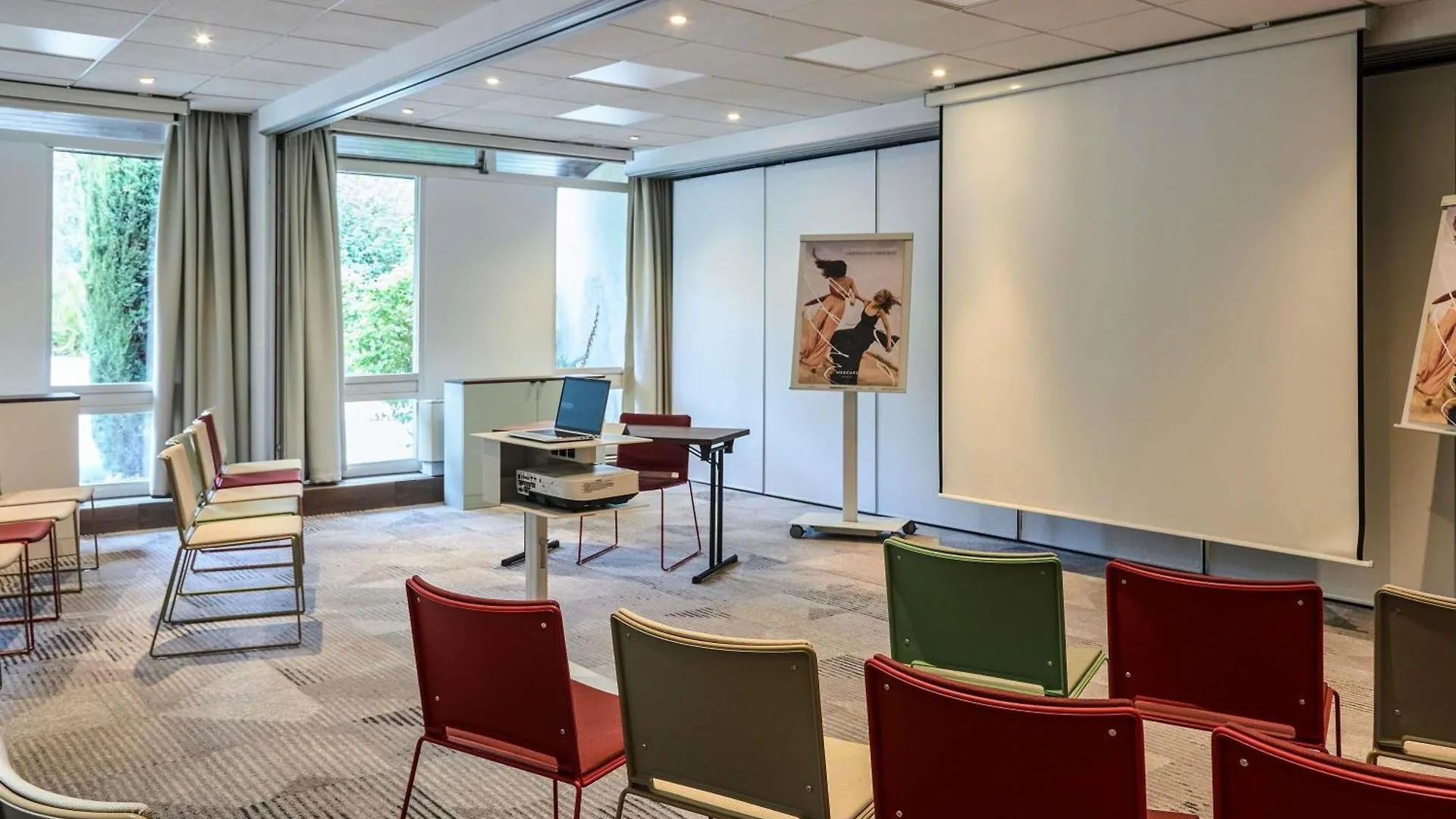 Mercure Aix En Provence Beaumanoir Aix-en-Provence Hotel