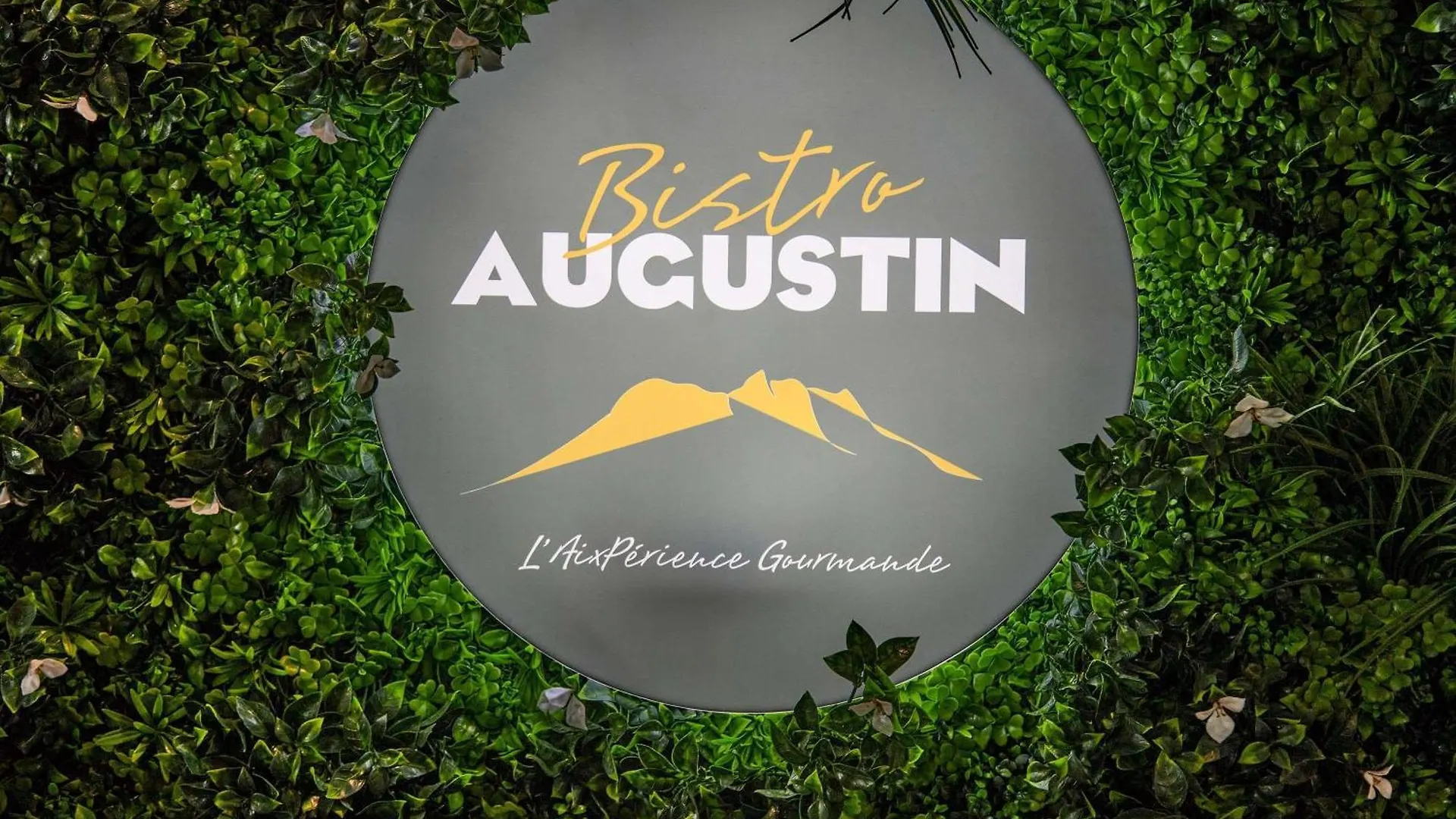 **** Hotel Mercure Aix En Provence Beaumanoir Aix-en-Provence France